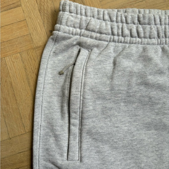 adidas x Pharrell Williams Humanrace basics short in heather light grey - Picture 14 of 16